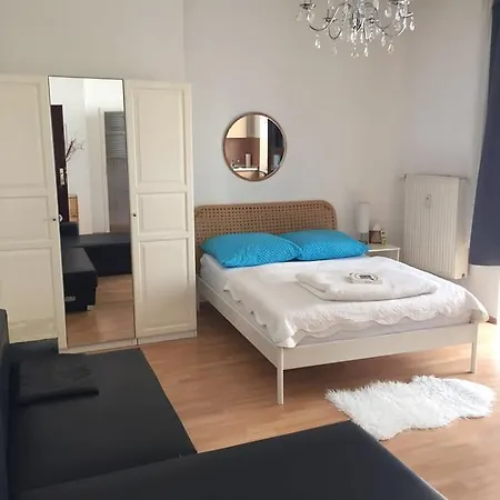 Apartment Muhlenstrasse Düsseldorf